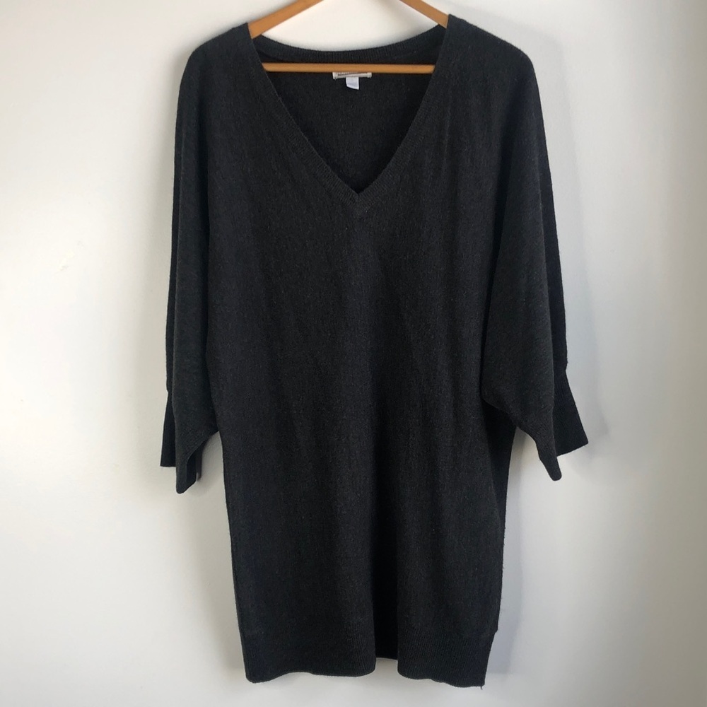 New York & Company gray V-Neck Tunic Sweater